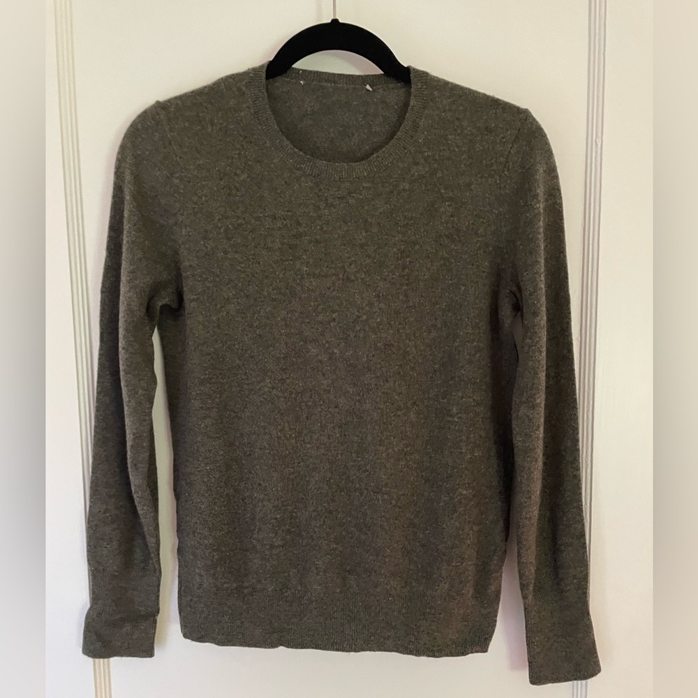 Everlane Cashmere Sweater